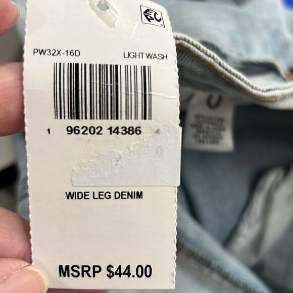 Almost Famous Super High rise wide leg light wash jeans size 0 NWT - Picture 13 of 13